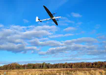 Kitemill KM1 prototype hovering above Lista airfield.